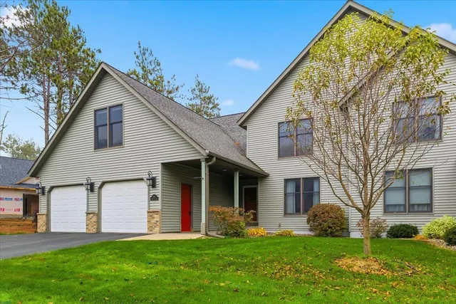 $590,000 | 1787 St Andrew's Place, New Richmond, WI 54017