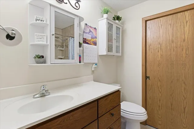 $580,000 | 1787 St Andrew's Place, New Richmond, WI 54017