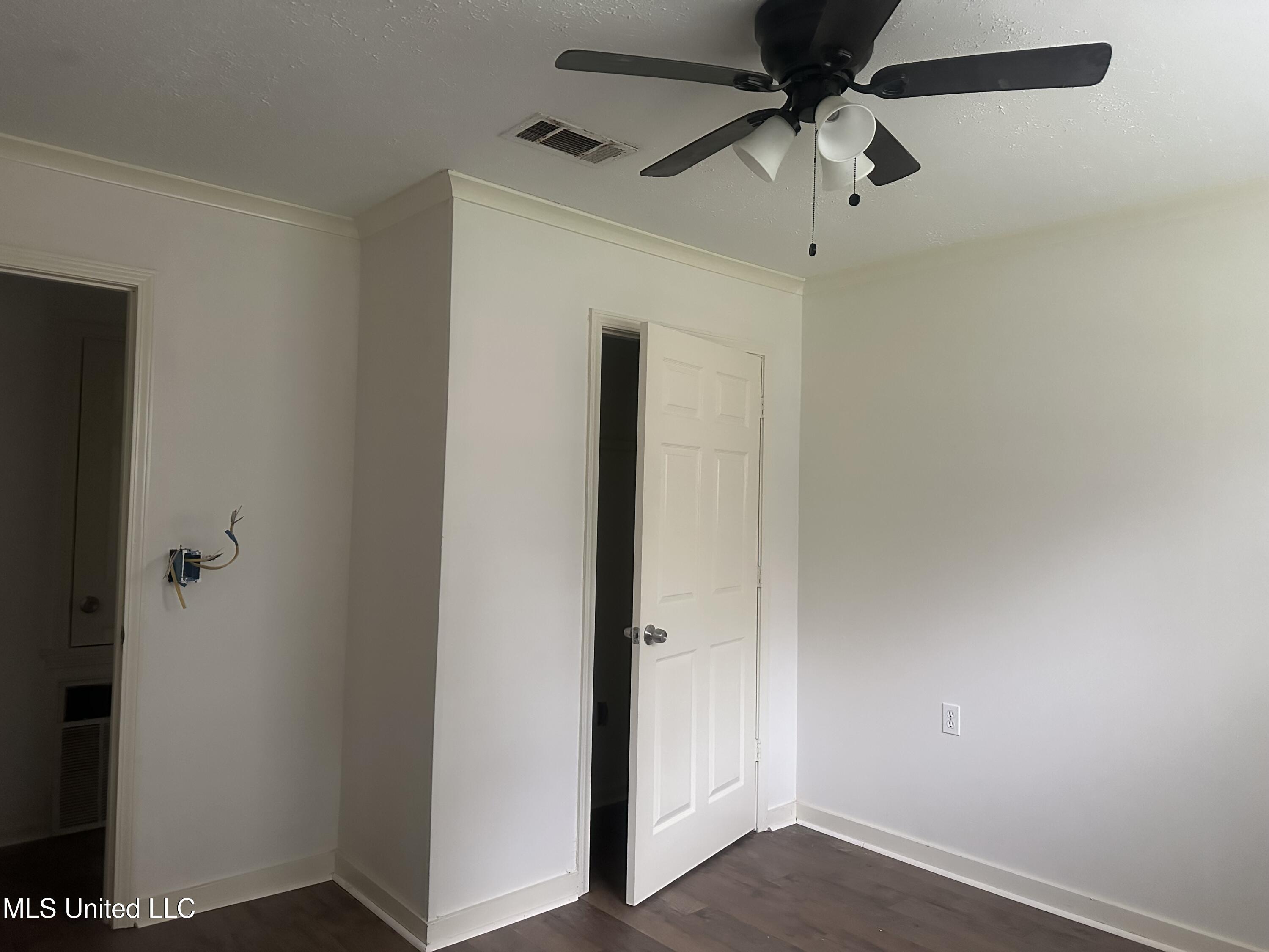 410 Oneida Avenue Jackson, MS 39212 - Photo 16 of 22 IMG_2960