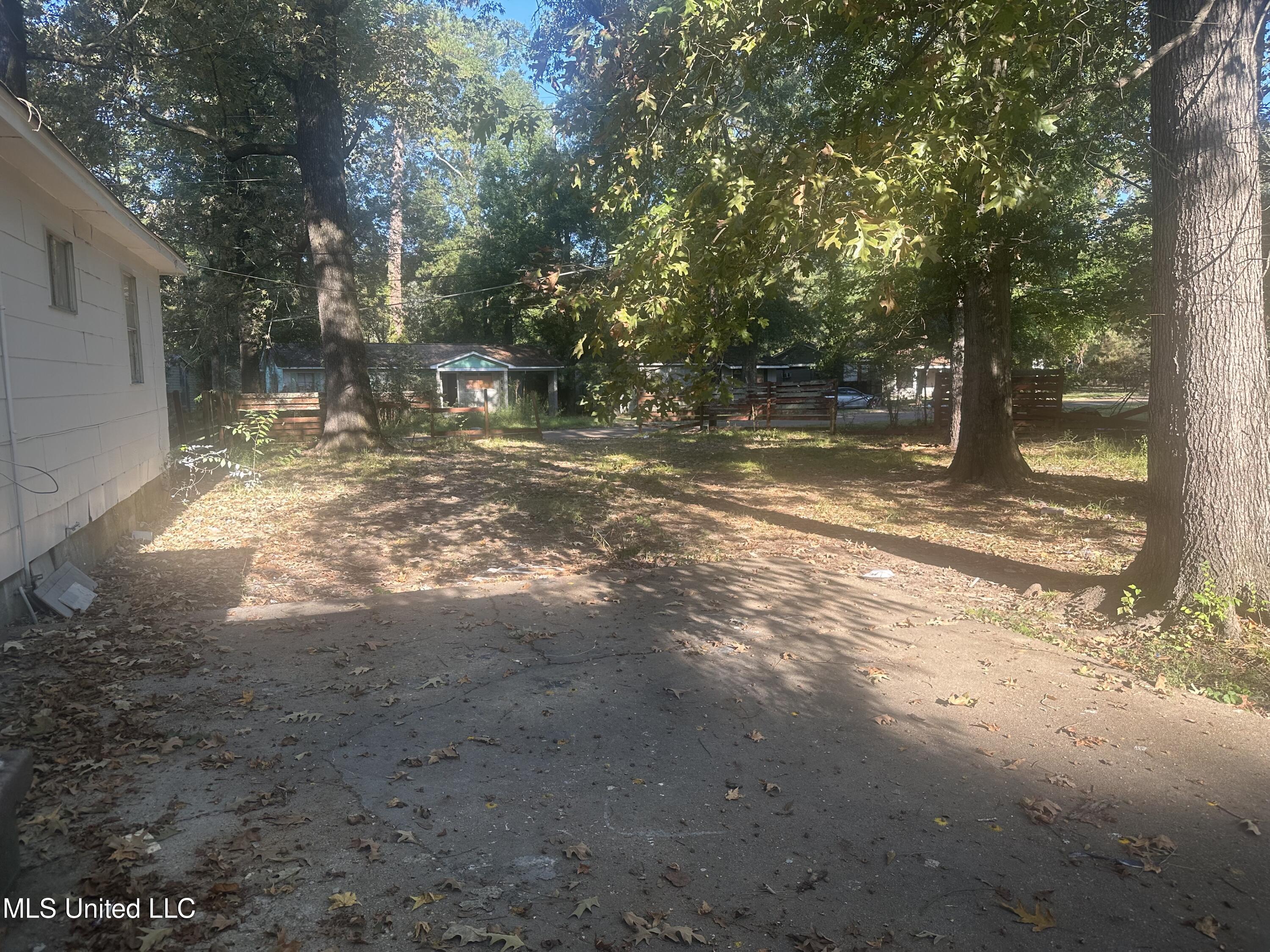 410 Oneida Avenue Jackson, MS 39212 - Photo 20 of 22 IMG_3813