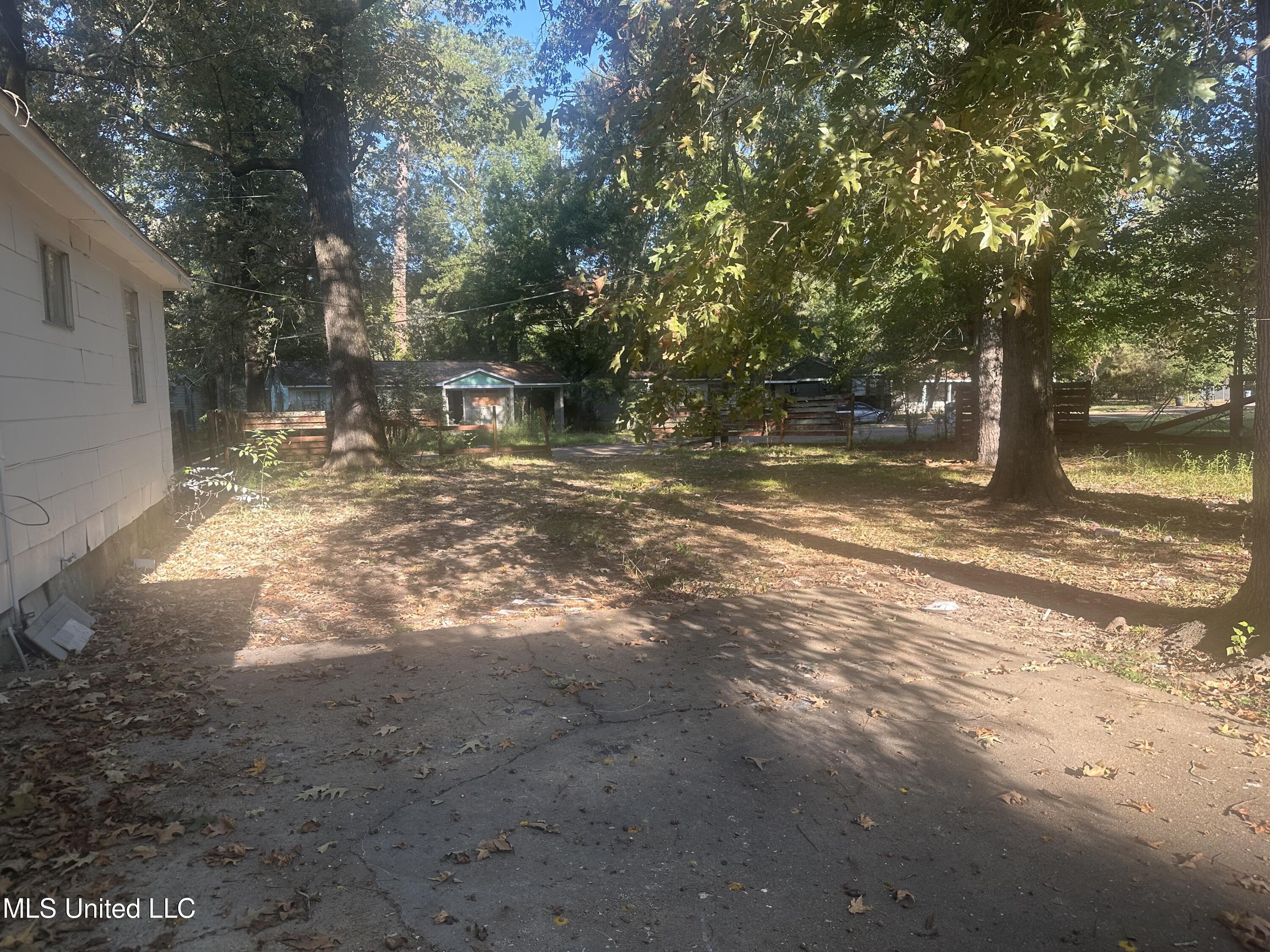 410 Oneida Avenue Jackson, MS 39212 - Photo 21 of 22 IMG_3812