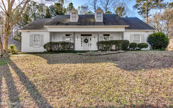 $339,900 | 551 Cliffview Drive, Brandon, MS 39047