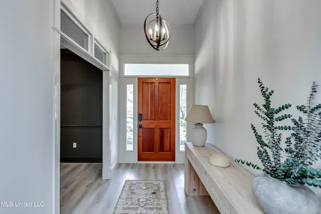 $345,000 | 551 Cliffview Drive, Brandon, MS 39047