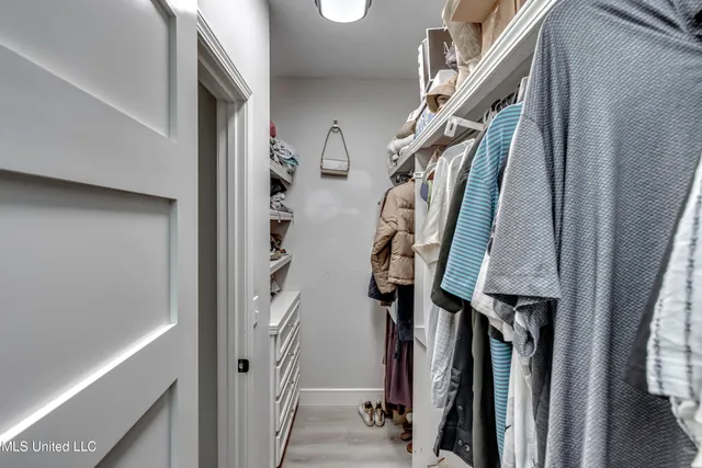 $345,000 | 551 Cliffview Drive, Brandon, MS 39047