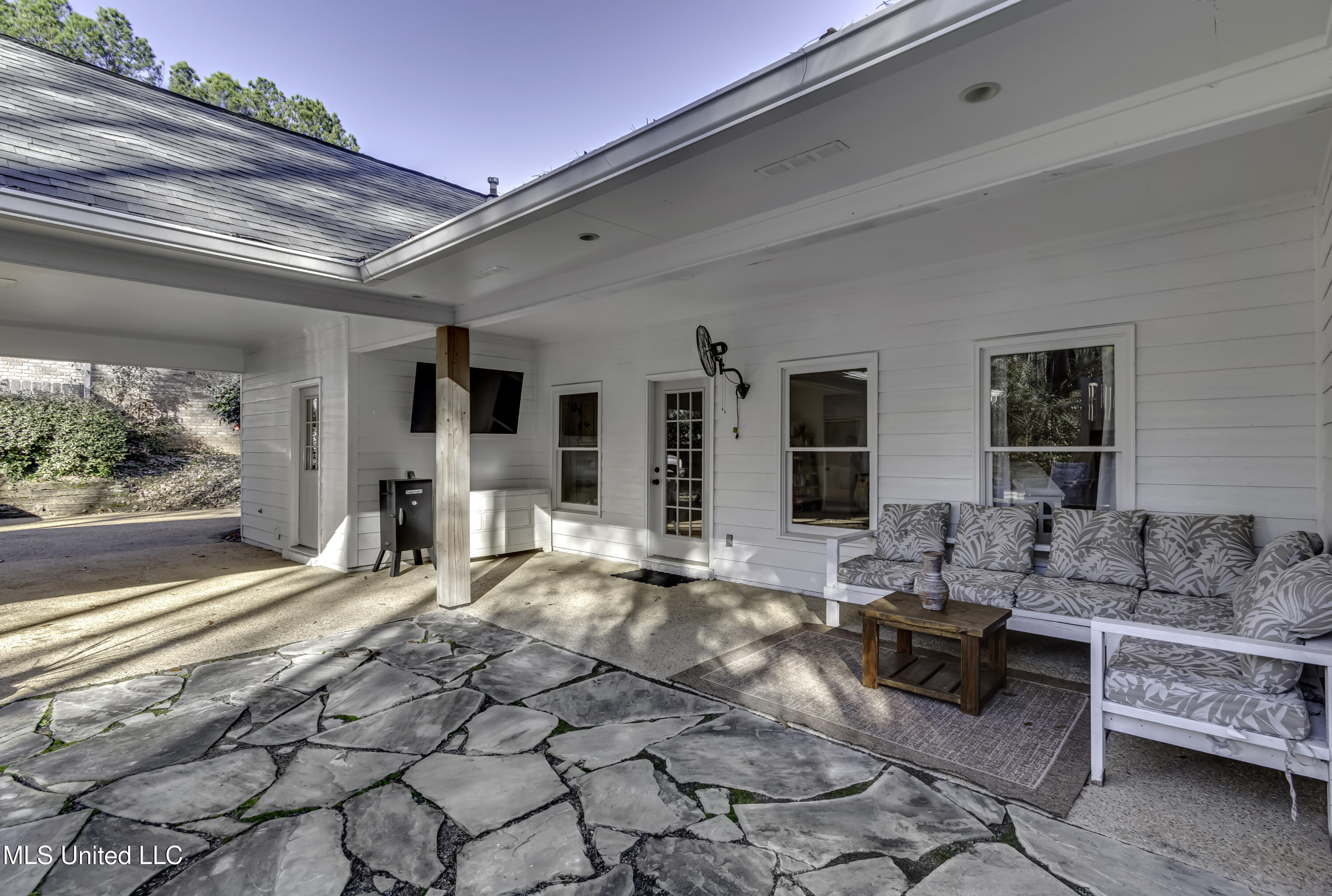 551 Cliffview Drive Brandon, MS 39047 - Photo 44 of 46 551 Cliffview Dr--15