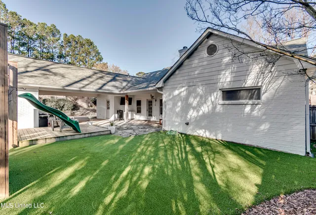 $345,000 | 551 Cliffview Drive, Brandon, MS 39047