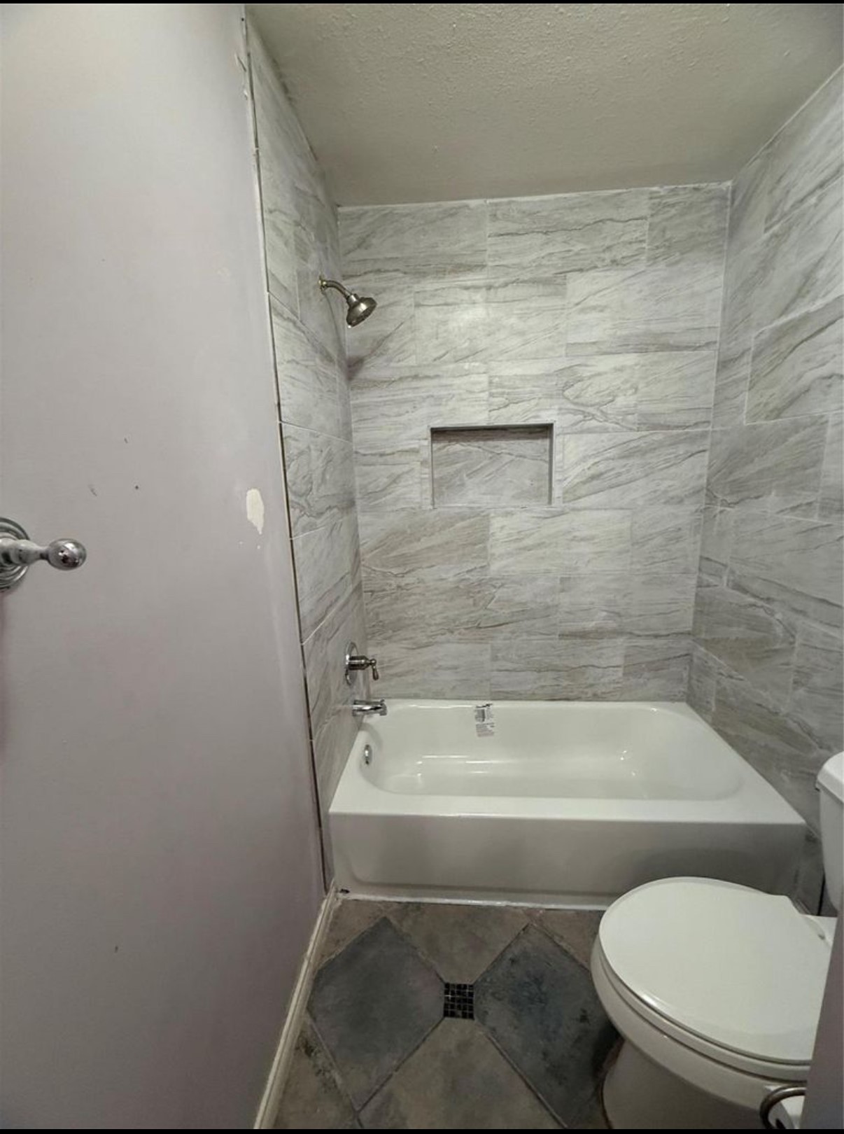 4027 Summit Valley Drive Houston, TX 77082 - Photo 14 of 24