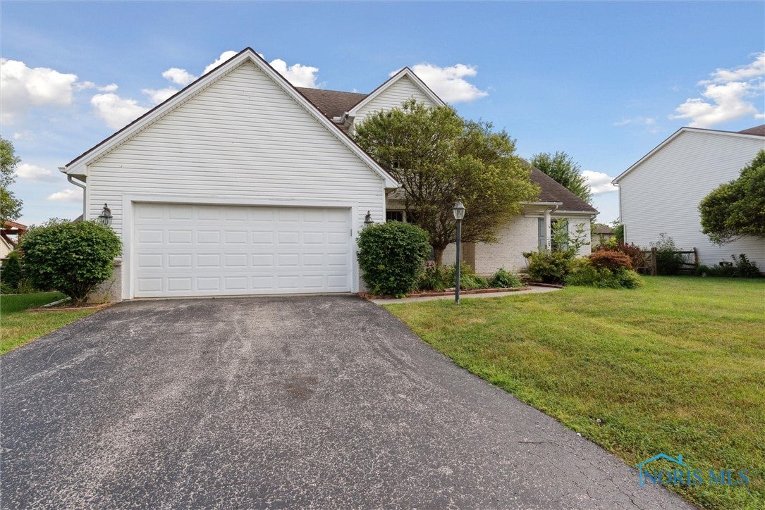 1824 Crossfields Road Perrysburg, OH 43551 - Photo 2 of 50 Gallery Image 2