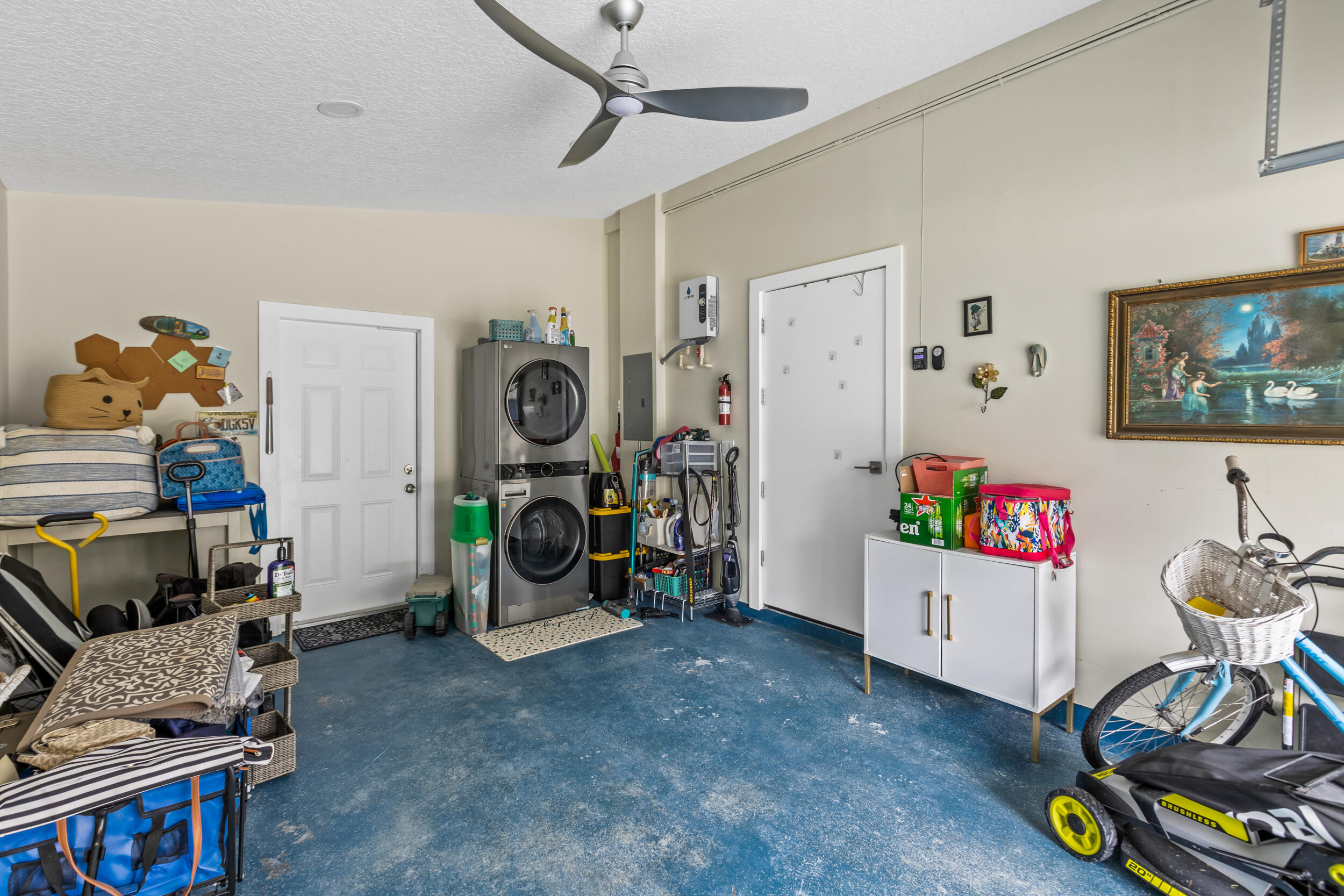 204 Flamingo Road Cocoa, FL 32926 - Photo 15 of 18 a living room with furniture and a flat screen tv
