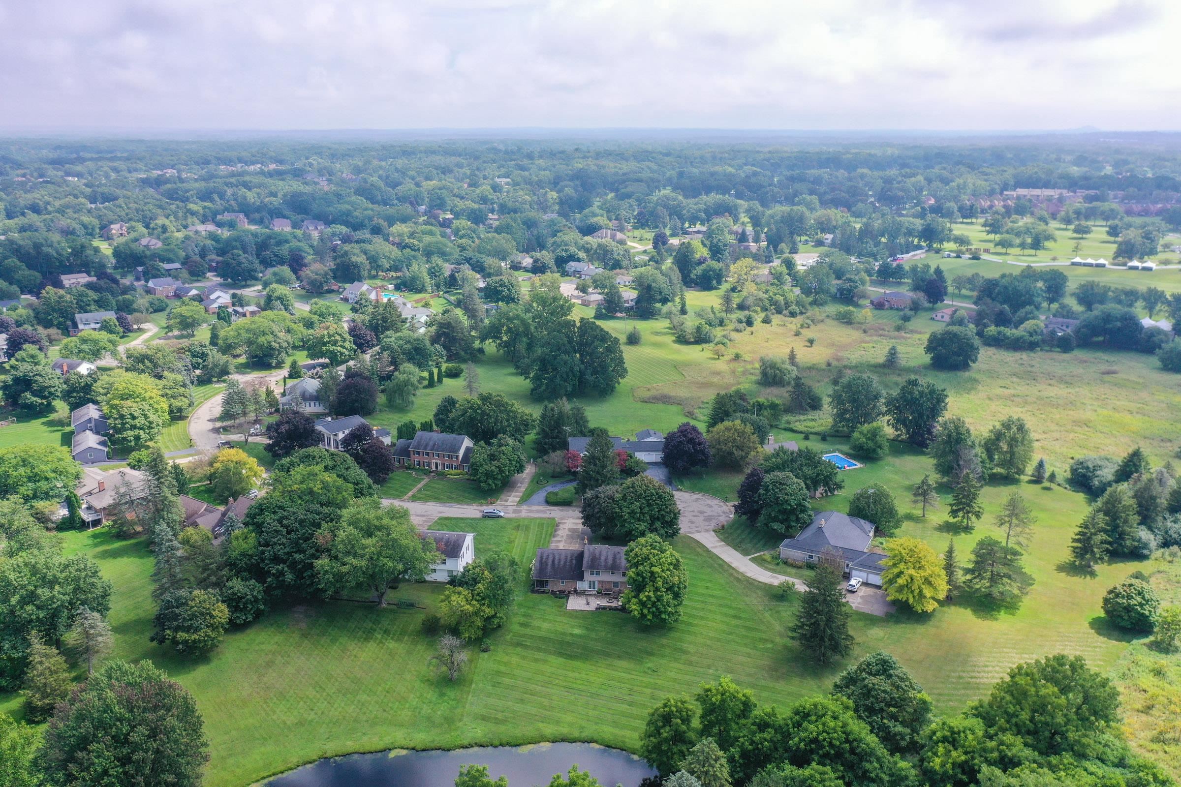 5340 Peppermill Road Grand Blanc, MI 48439 - Photo 42 of 61 50152525-a5fa2bf2-ebf3-49de-918b-681c80b16c11.JPG