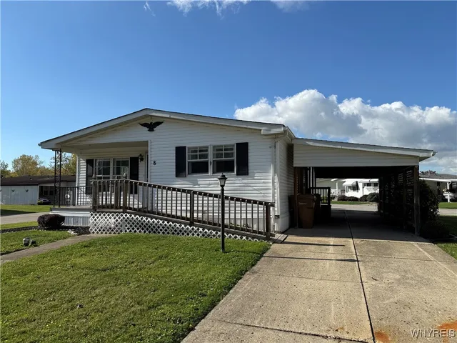 $99,900 | 8 Holly Lane, Cheektowaga, NY 14227