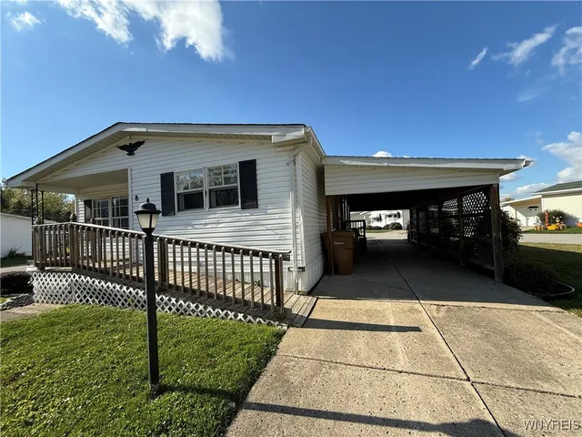 $99,900 | 8 Holly Lane, Cheektowaga, NY 14227