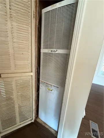 $99,900 | 8 Holly Lane, Cheektowaga, NY 14227