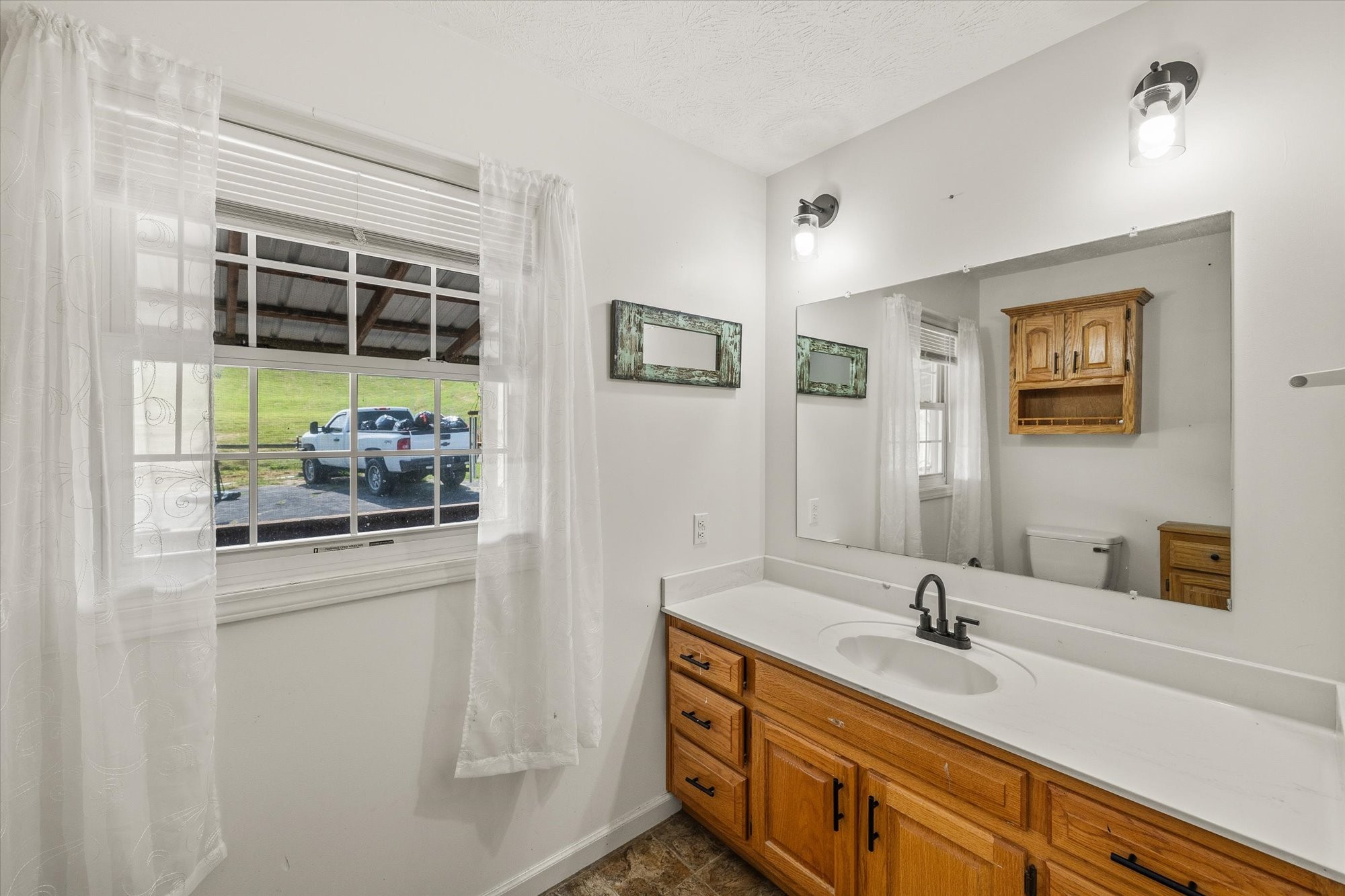 3135 Mullins Road Byrdstown, TN 38549 - Photo 10 of 31 Gallery Image 10