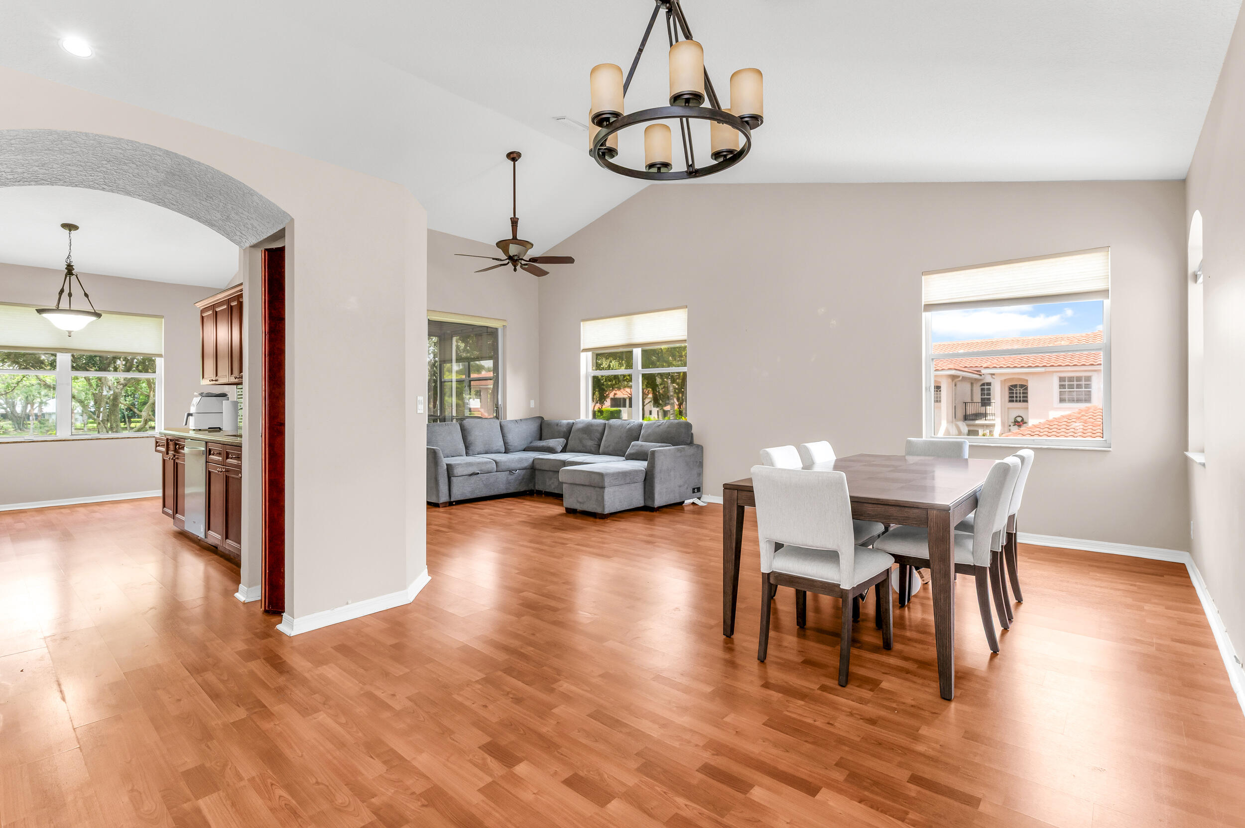 8550 Vía Romana, Unit 2 Boca Raton, FL 33496 - Photo 2 of 21 photo-1