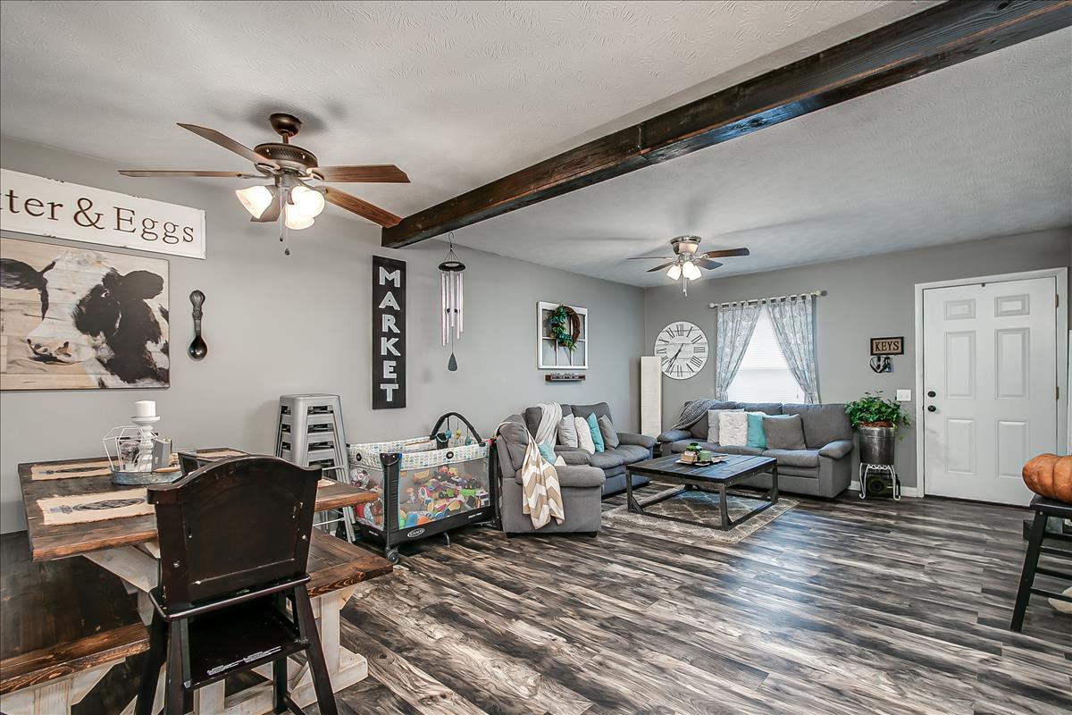 608 Cross Community Road Bristol, TN 37620 - Photo 13 of 28 Cross Community-15