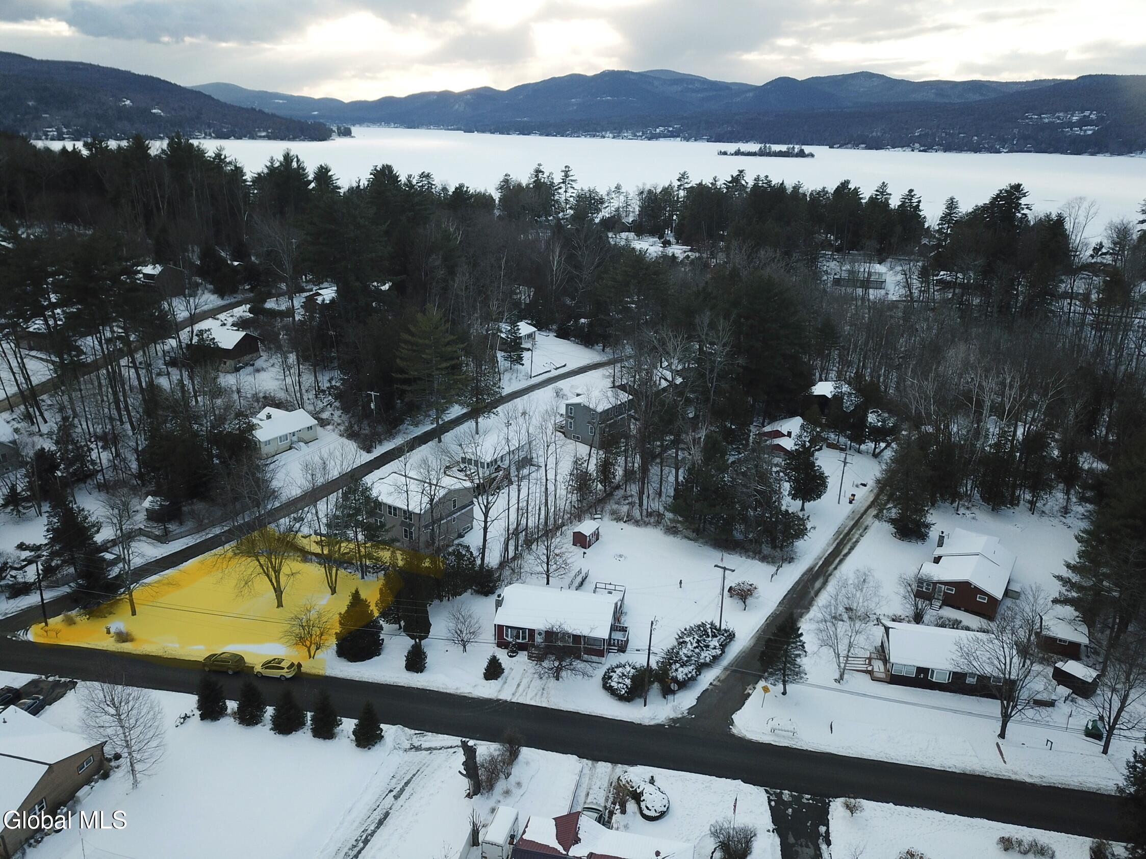 L23 Chestnut Lane Lake George, NY 12845 - Photo 5 of 19 IMG_0359