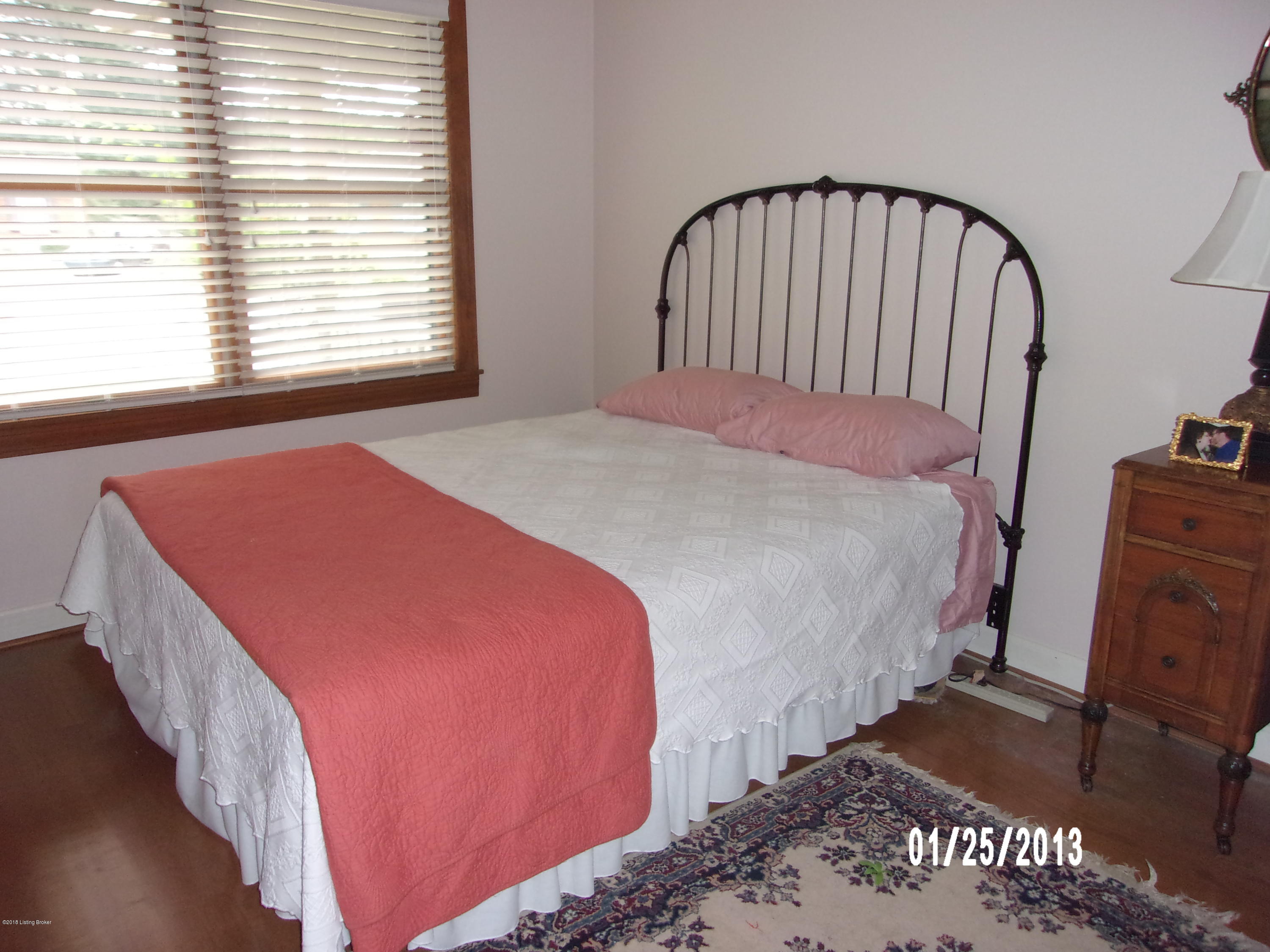 2855 Nepperhan Road Louisville, KY 40218 - Photo 12 of 24 Bedroom #3