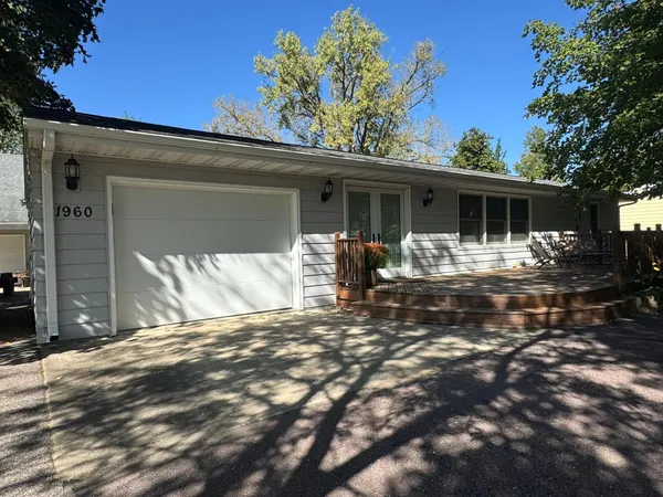 $307,000 | 1960 Cottonwood Lake Drive, Windom, MN 56101