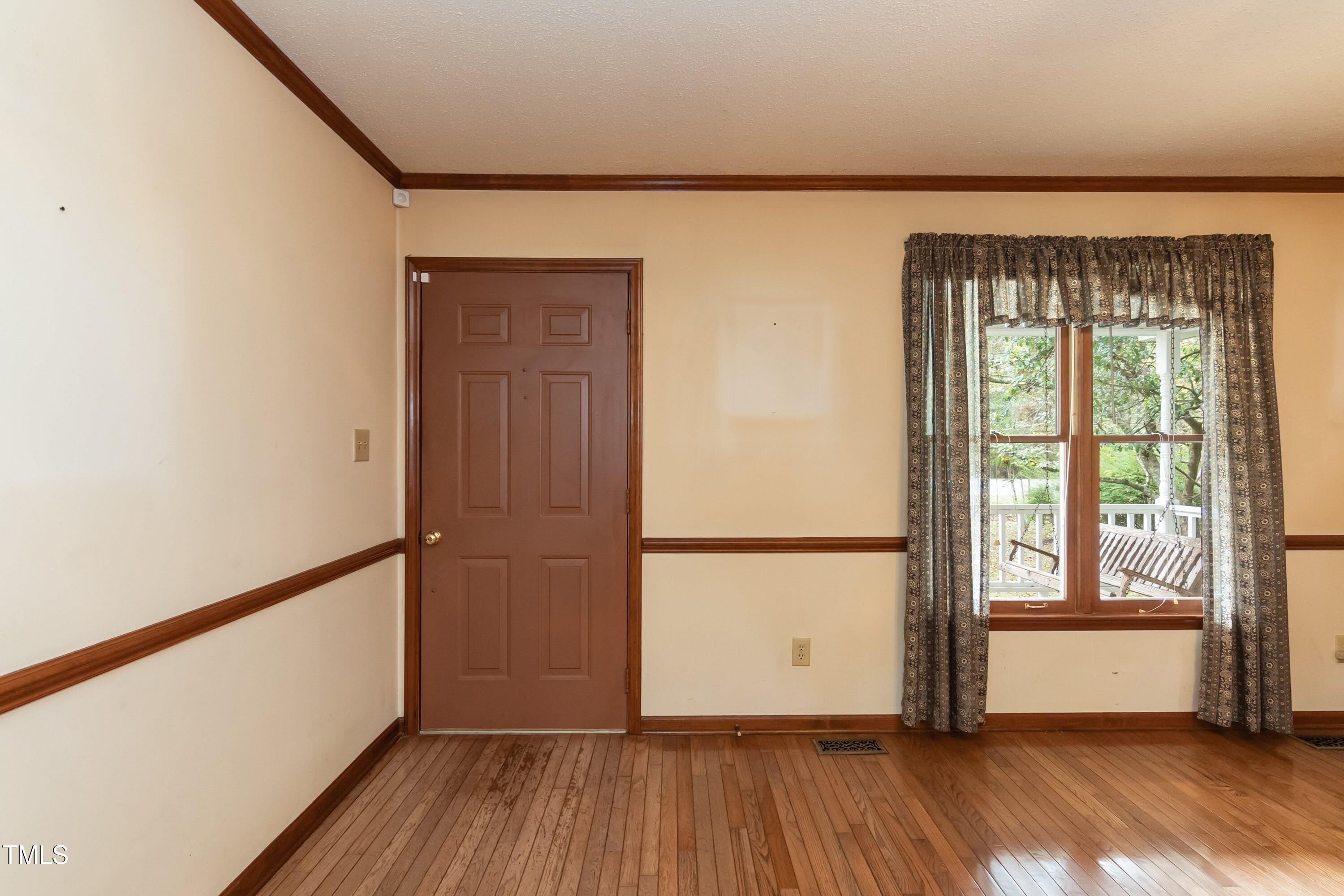 2246 Ranch Road Clayton, NC 27520 - Photo 4 of 39 Enterance 02