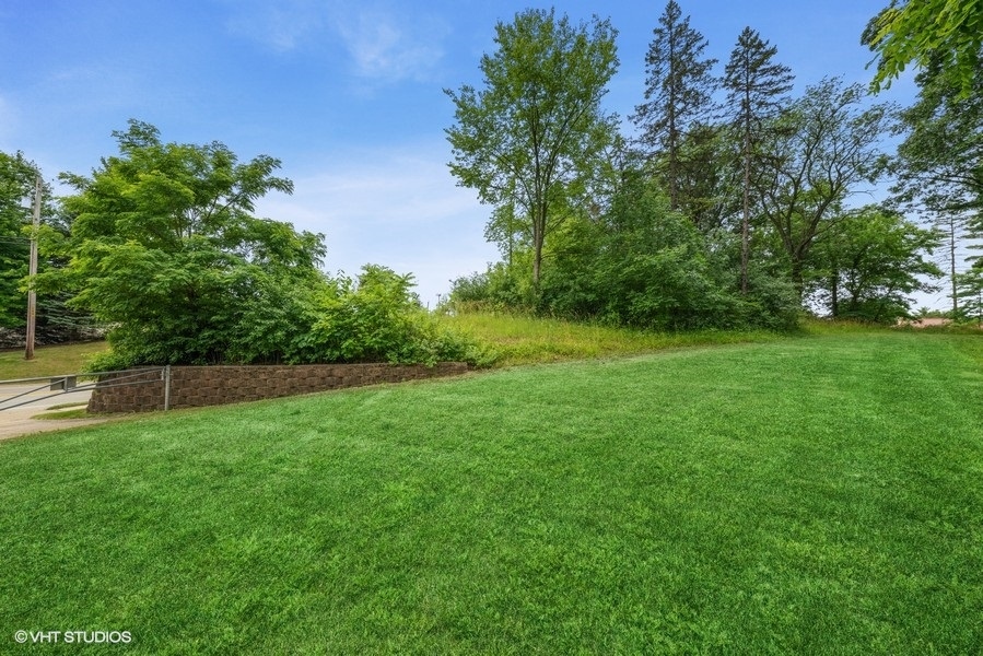 9000 South County Line Road Burr Ridge, IL 60527 - Photo 3 of 13