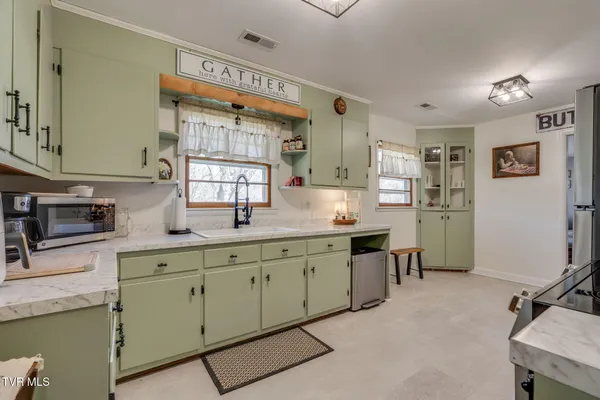 $319,000 | 2412 Highway 11E, Telford, TN 37690