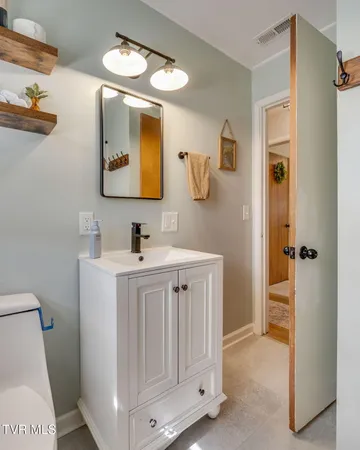 $319,000 | 2412 Highway 11E, Telford, TN 37690