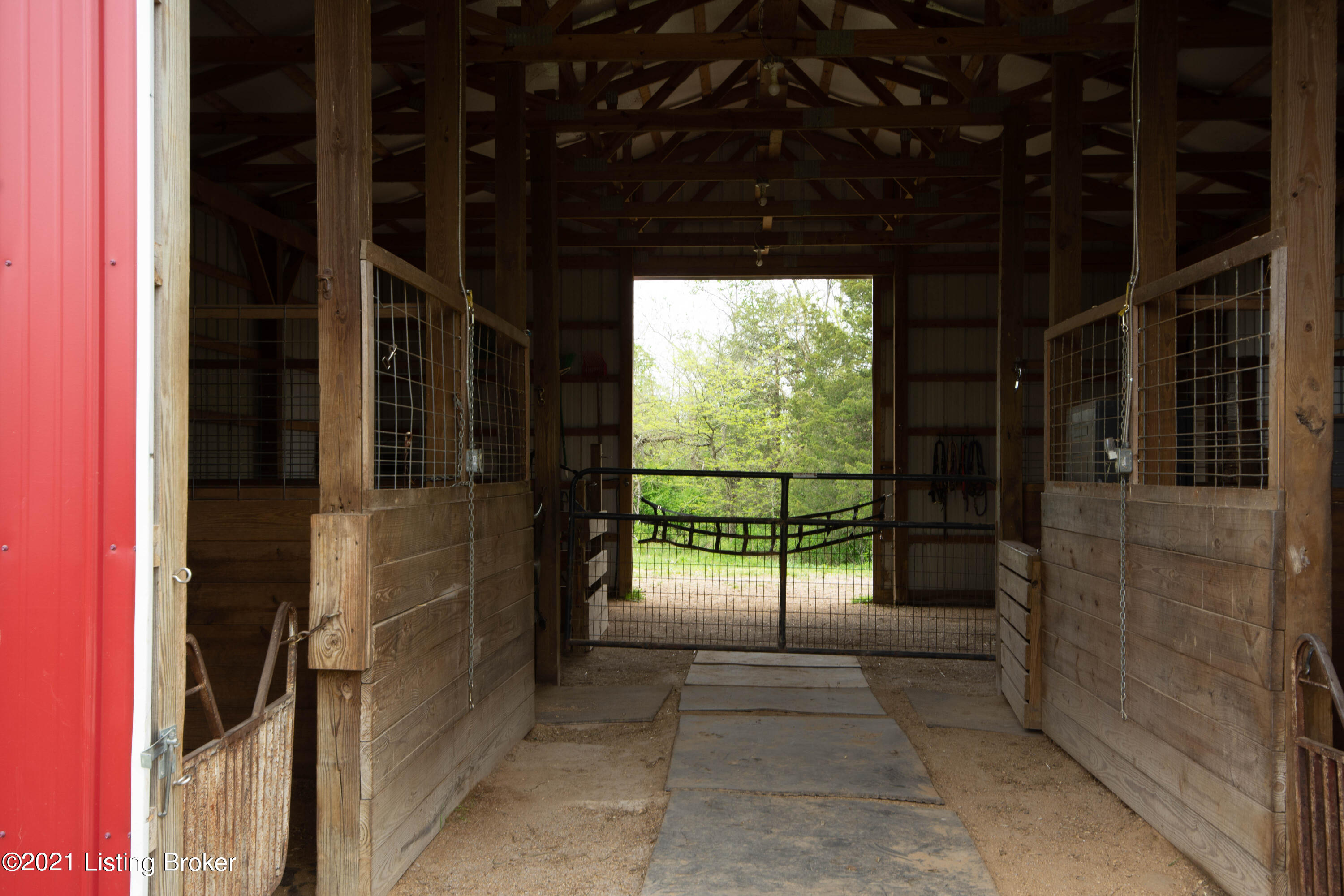 6933 Ballardsville Road Smithfield, KY 40068 - Photo 14 of 49 DSC_3039