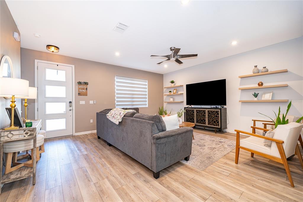 11632 Founders Street Orlando, FL 32832 - Photo 5 of 45