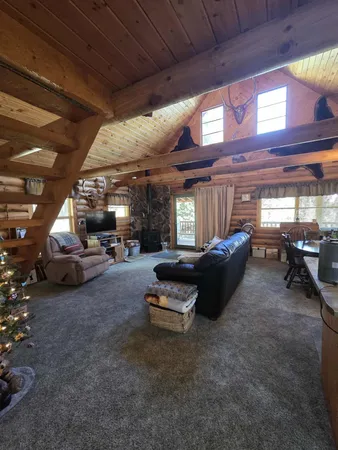 $750,500 | 44 Porcupine Drive, Dubois, WY 82513