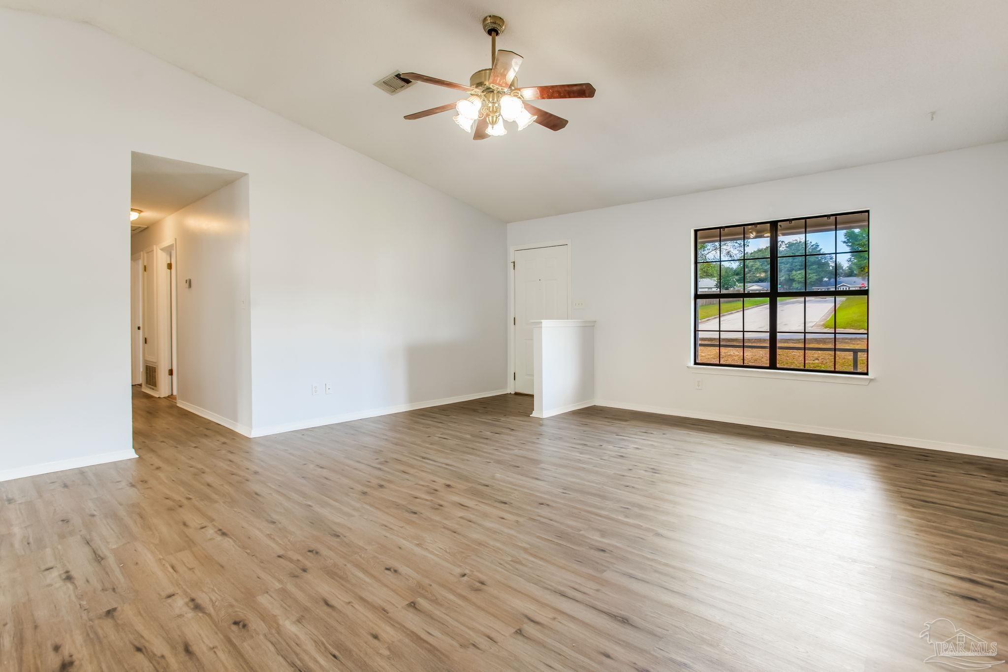 6718 Bellview Pines Road Pensacola, FL 32526 - Photo 11 of 25