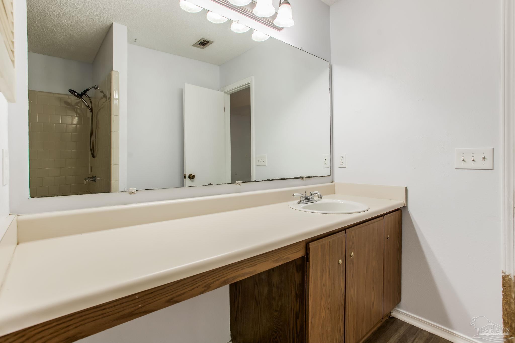 6718 Bellview Pines Road Pensacola, FL 32526 - Photo 12 of 25