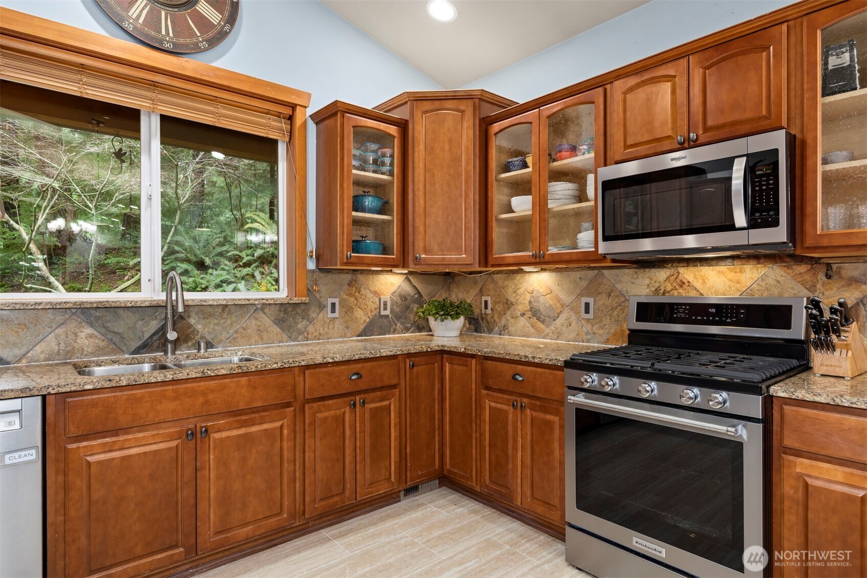 5 Bracken Place Bellingham, WA 98229 - Photo 14 of 36
