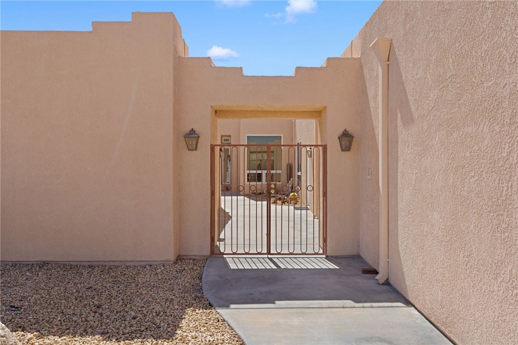 16222 Wild Road Helendale, CA 92342 - Photo 3 of 75