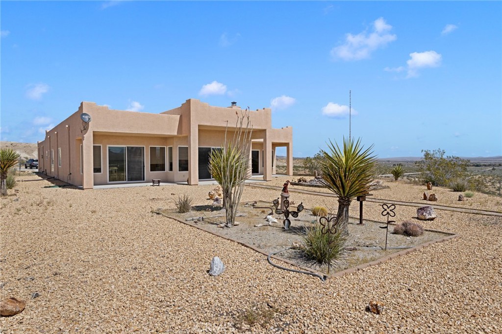 16222 Wild Road Helendale, CA 92342 - Photo 53 of 75 a view of a terrace with chairs