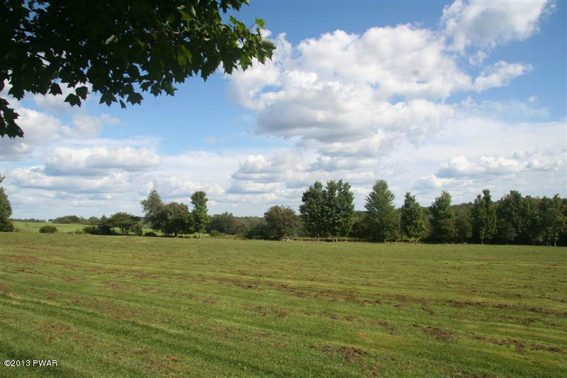 263 Lake Quinn Road Waymart, PA 18472 - Photo 45 of 50