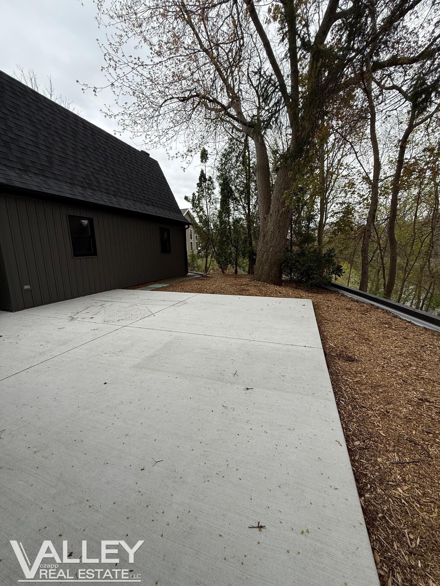 175 West Washington Road Freeland, MI 48623 - Photo 32 of 65