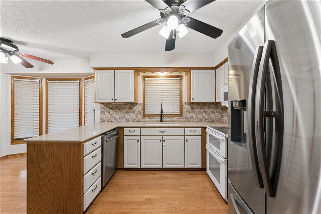 617 West Maple Street Raymore, MO 64083 - Photo 19 of 67
