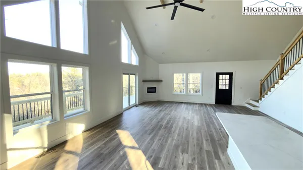 a view of livingroom with hardwood