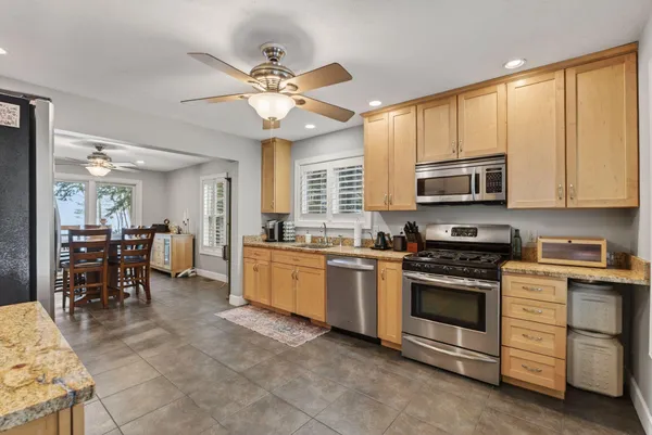 $1,700,000 | 36 Whittemore Cove Road, Raymond, ME 04071