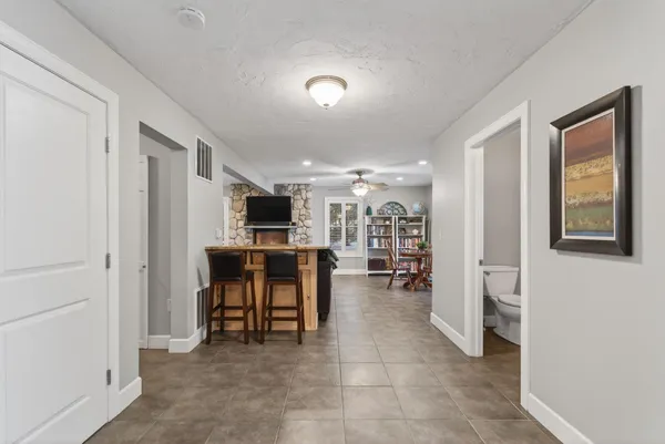 $1,700,000 | 36 Whittemore Cove Road, Raymond, ME 04071