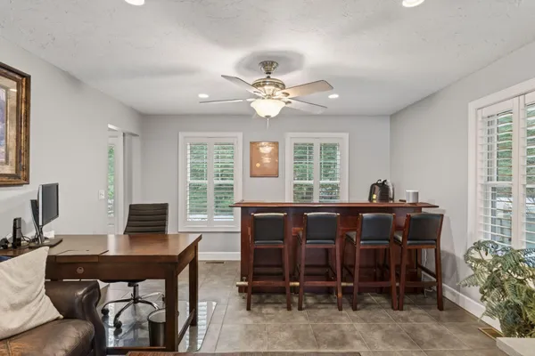 $1,700,000 | 36 Whittemore Cove Road, Raymond, ME 04071