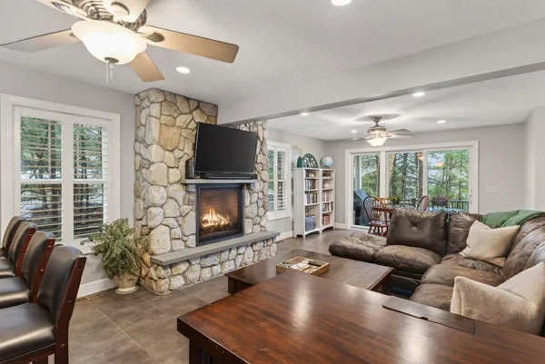 $1,700,000 | 36 Whittemore Cove Road, Raymond, ME 04071