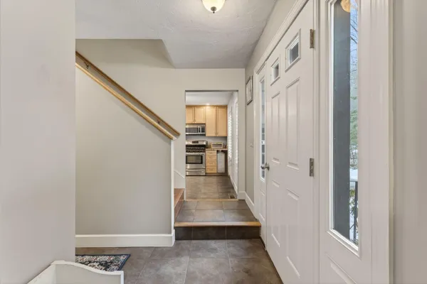 $1,700,000 | 36 Whittemore Cove Road, Raymond, ME 04071