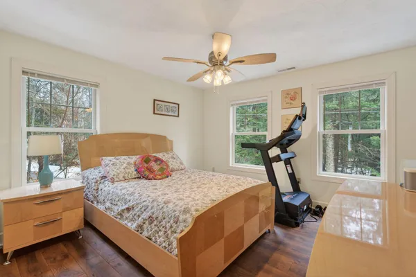 $1,700,000 | 36 Whittemore Cove Road, Raymond, ME 04071