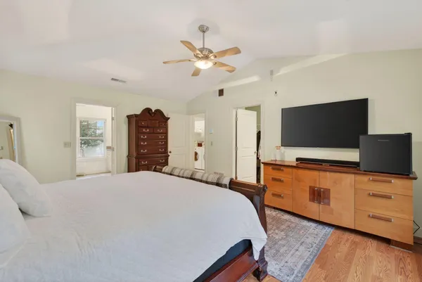 $1,650,000 | 36 Whittemore Cove Road, Raymond, ME 04071