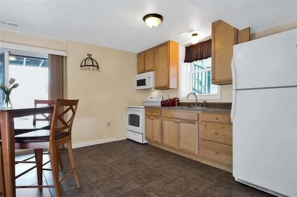 $1,700,000 | 36 Whittemore Cove Road, Raymond, ME 04071