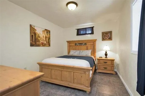 $1,700,000 | 36 Whittemore Cove Road, Raymond, ME 04071