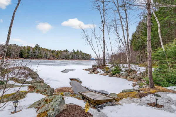 $1,700,000 | 36 Whittemore Cove Road, Raymond, ME 04071
