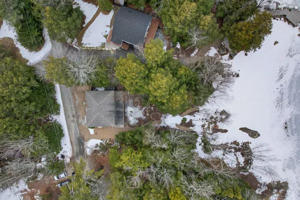 $1,700,000 | 36 Whittemore Cove Road, Raymond, ME 04071